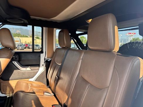 Used 2013 Jeep Wrangler Unlimited Sahara w/ Connectivity Group AWD/4WD image 23