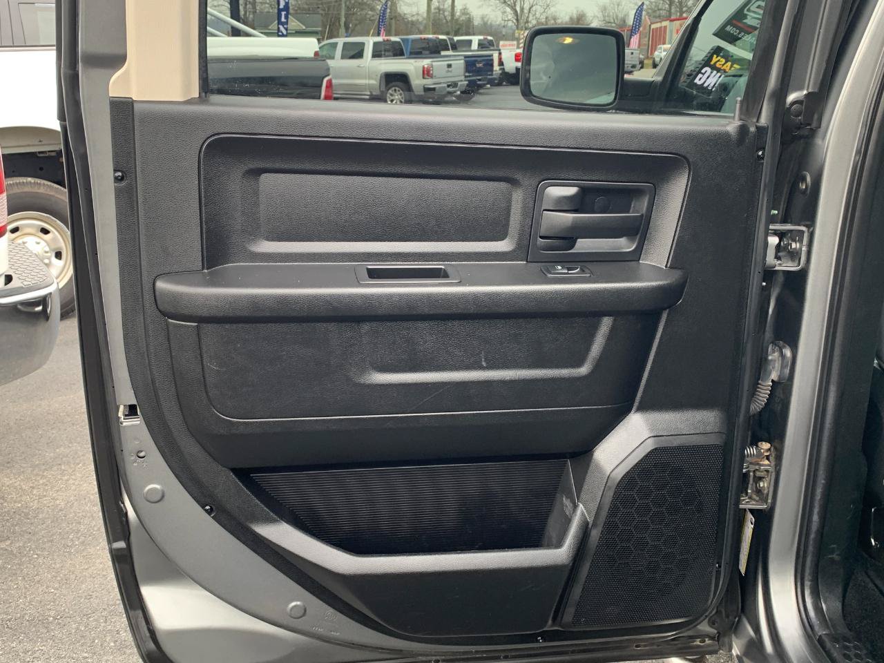 Used 2013 RAM 1500 Express AWD/4WD image 23