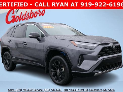 Used 2025 Toyota RAV4 XSE image 1