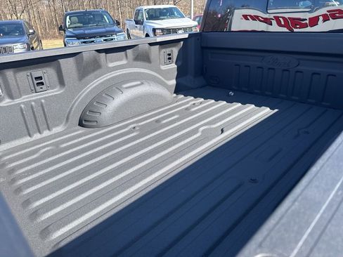 Used 2025 Ford F350 Platinum w/ FX4 Off-Road Package image 8