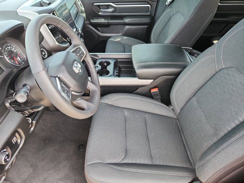 Used 2025 RAM 1500 Big Horn AWD/4WD image 9