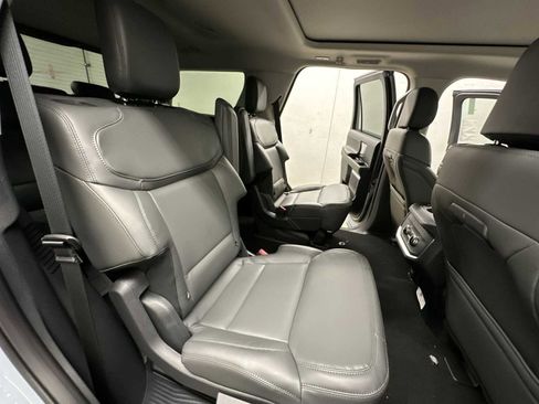 New 2026 Ford Expedition Active AWD/4WD image 32