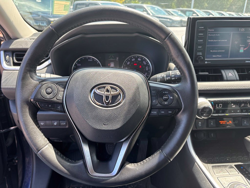 Used 2021 Toyota RAV4 XLE w/ Convenience Package AWD/4WD image 9
