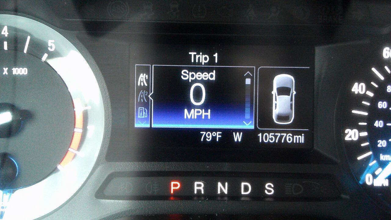 Used 2016 Ford Edge SE AWD/4WD image 31