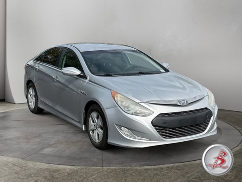 Used 2012 Hyundai Sonata Hybrid FWD image 1