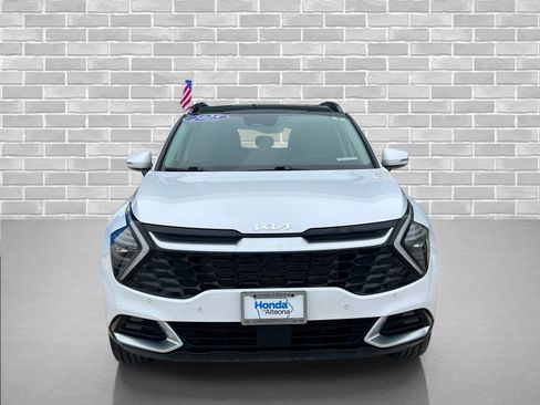 Used 2025 Kia Sportage SX image 8