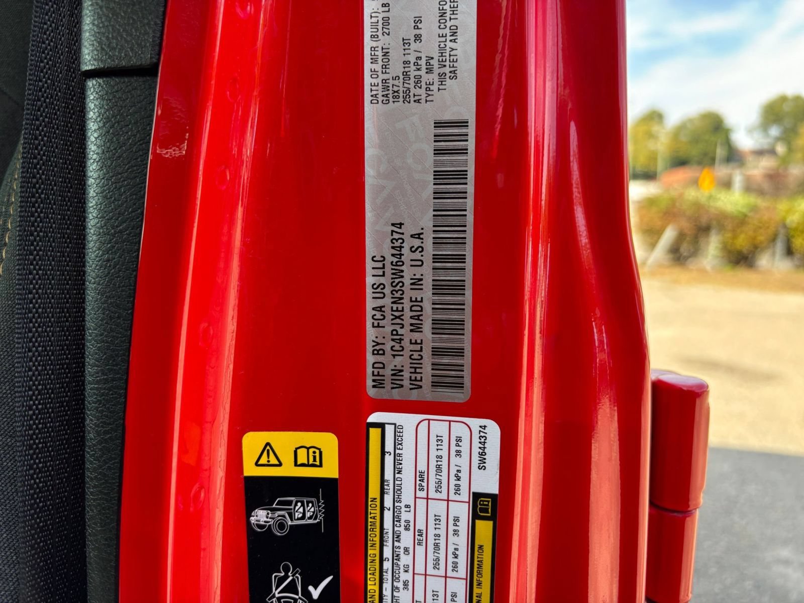 Used 2025 Jeep Wrangler Unlimited Sahara AWD/4WD image 28