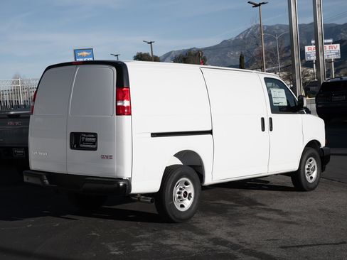 New 2025 GMC Savana 2500 w/ Driver Convenience Package image 7