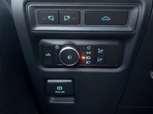 Used 2022 Ford F150 XLT w/ Equipment Group 302A High image 18