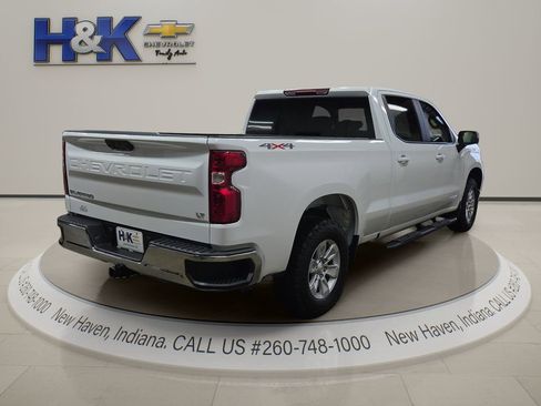Used 2024 Chevrolet Silverado 1500 LT AWD/4WD image 6