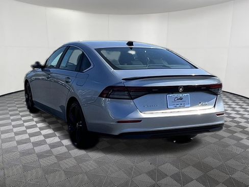 Used 2024 Honda Accord Sport image 4