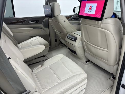 Used 2023 Cadillac Escalade Sport Platinum image 48