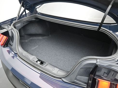 Used 2025 Ford Mustang Dark Horse image 18