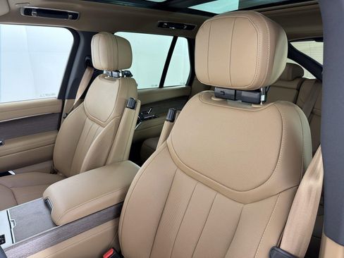 New 2026 Land Rover Range Rover SE image 24