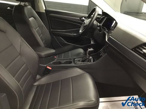 Used 2023 Volkswagen Jetta SE FWD image 36