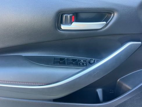 Used 2024 Toyota Corolla SE w/ SE Premium Package image 11