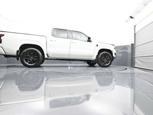 Used 2026 Nissan Frontier SV w/ Tow Package AWD/4WD image 49