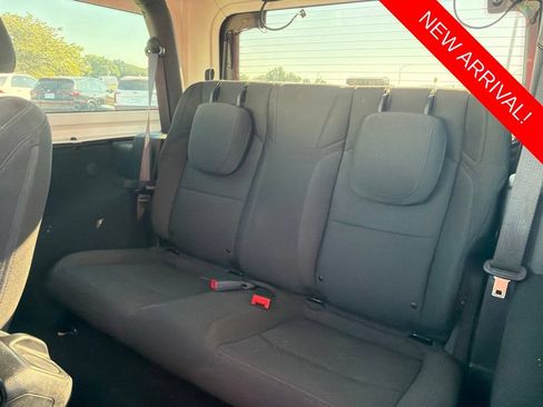 Used 2021 Jeep Wrangler Sport AWD/4WD image 7