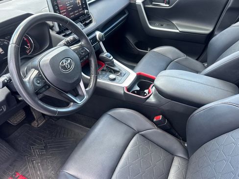 Used 2020 Toyota RAV4 TRD Off-Road w/ TRD Off-Road Weather Package AWD/4WD image 11