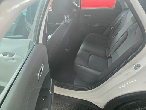 Used 2025 Kia K4 FWD image 17