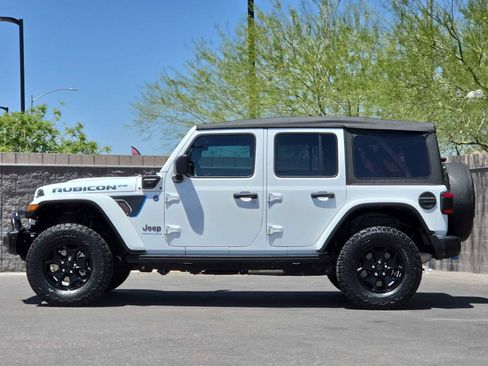 Used 2023 Jeep Wrangler Unlimited Rubicon 4xe AWD/4WD image 5
