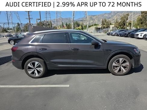 Certified 2024 Audi Q8 e-tron Prestige AWD/4WD image 3