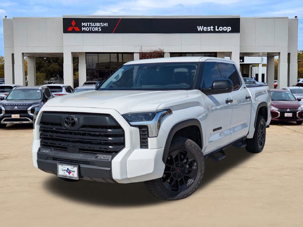 Used 2023 Toyota Tundra SR5 AWD/4WD image 1