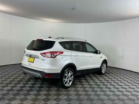 Used 2016 Ford Escape Titanium AWD/4WD image 5