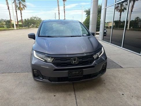 Used 2025 Honda Odyssey EX-L image 10