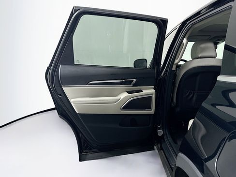 Used 2023 Kia Telluride S w/ S Sunroof Package image 27