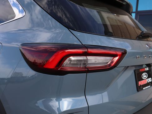 New 2026 Ford Escape SE image 18