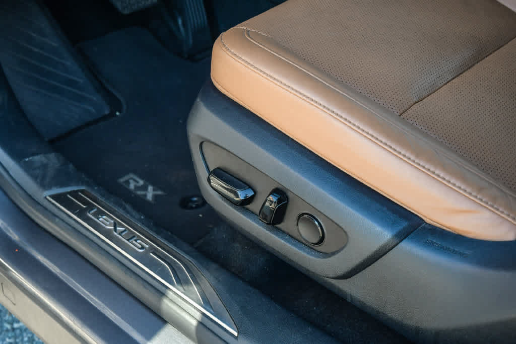 Used 2023 Lexus RX 350 w/ Cold Area Package AWD/4WD image 28