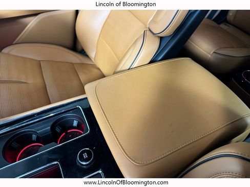 Certified 2025 Lincoln Aviator Black Label w/ Jet Appearance Package image 39