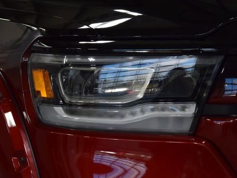 Used 2022 RAM 1500 Laramie image 10