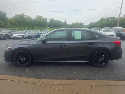Used 2024 Honda Civic Sport image 8