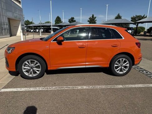 Used 2025 Audi Q3 2.0T Premium AWD/4WD image 2