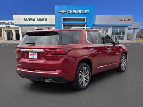 Certified 2023 Chevrolet Traverse High Country w/ LPO, Floor Liner Package image 5