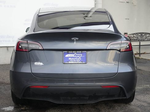 Used 2020 Tesla Model Y Long Range image 6