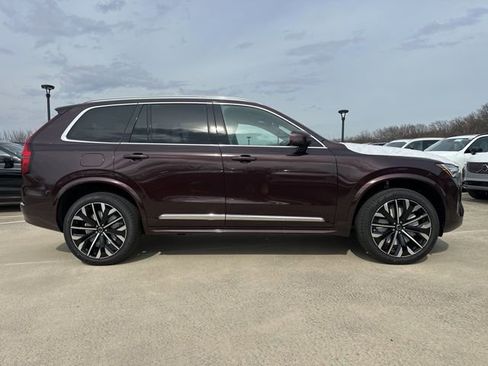 New 2026 Volvo XC90 B6 Plus image 8