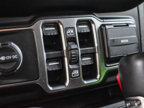 Used 2021 Jeep Wrangler Unlimited Sahara w/ Safety Group image 19