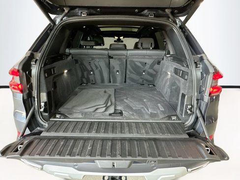 Used 2021 BMW X5 xDrive40i w/ Convenience Package AWD/4WD image 31