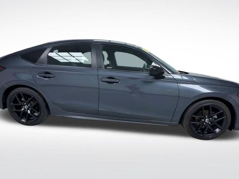 Used 2025 Honda Civic Sport image 12