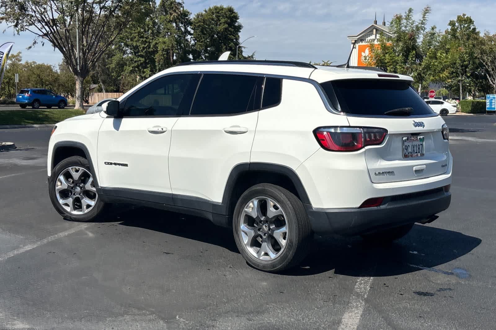 Used 2019 Jeep Compass Limited AWD/4WD image 7