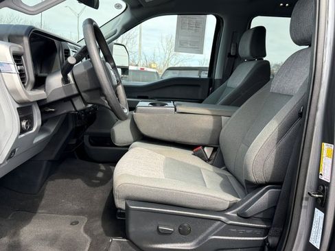 Used 2025 Ford F250 XLT AWD/4WD image 14