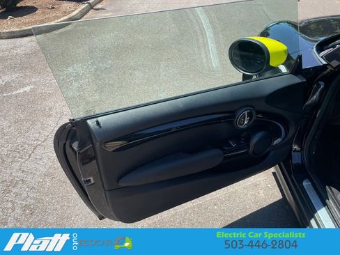 Used 2021 MINI Cooper SE w/ 6.5" Touchscreen Package FWD image 21