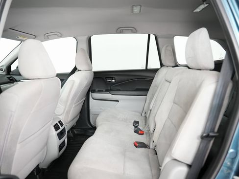 Used 2019 Honda Pilot EX image 42