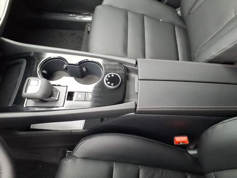 New 2026 Nissan Rogue SV image 14