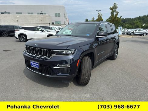 Used 2024 Jeep Grand Cherokee Limited 4xe AWD/4WD image 3