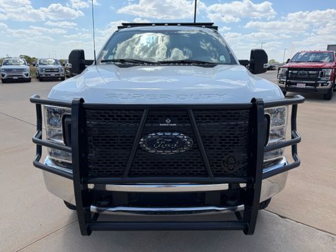 Used 2022 Ford F350 XL w/ Power Equipment Group AWD/4WD image 2