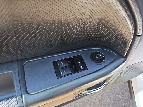 Used 2011 Dodge Challenger R/T RWD image 11